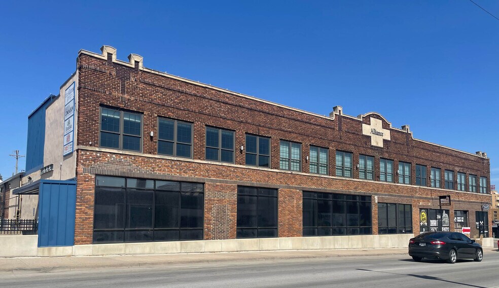 Primary Photo Of 2562-2566 Leavenworth St, Omaha Storefront Retail Office For Lease