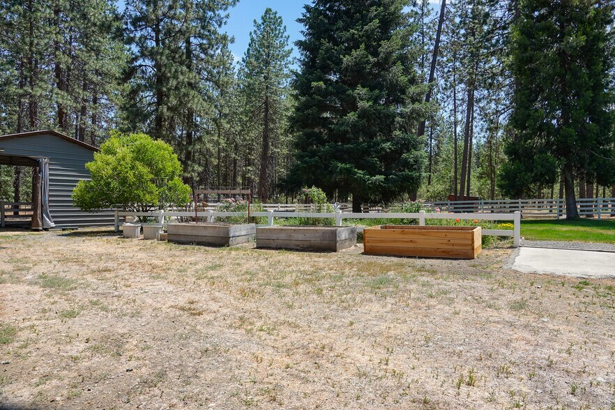More Photos Of 4216 N Highway 3, Etna Land For Sale