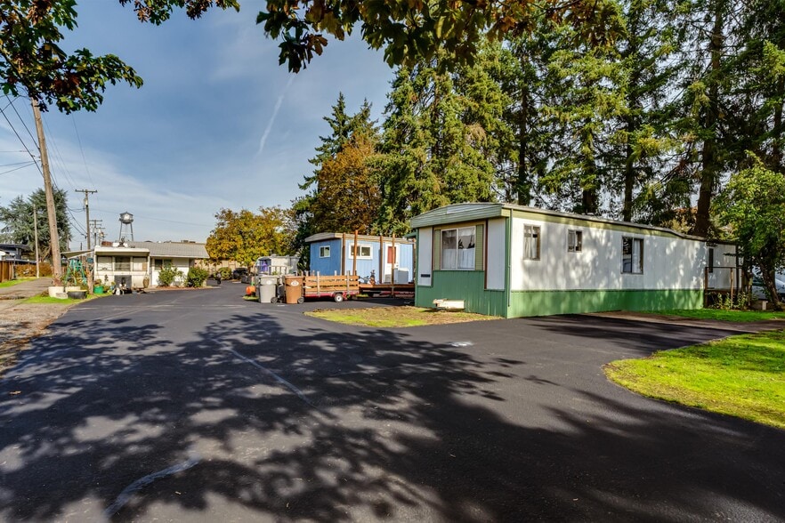 More Photos Of 351 Front St, Junction City Manufactured Housing Mobile Home Park For Sale