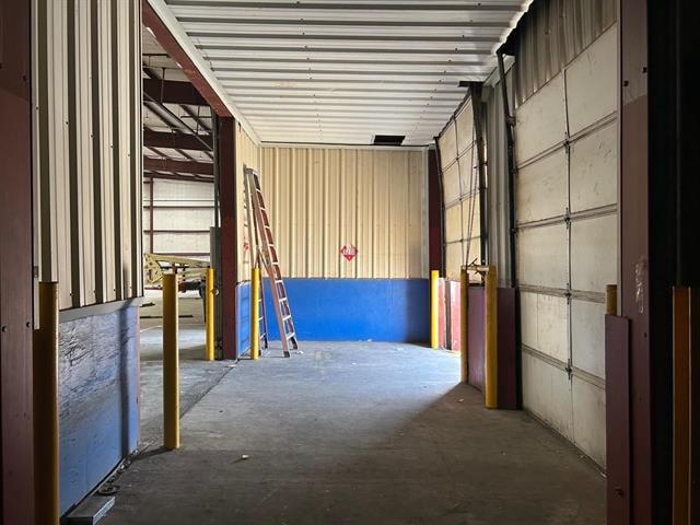 More Photos Of 4425 Pan American Blvd, Laredo Warehouse For Lease