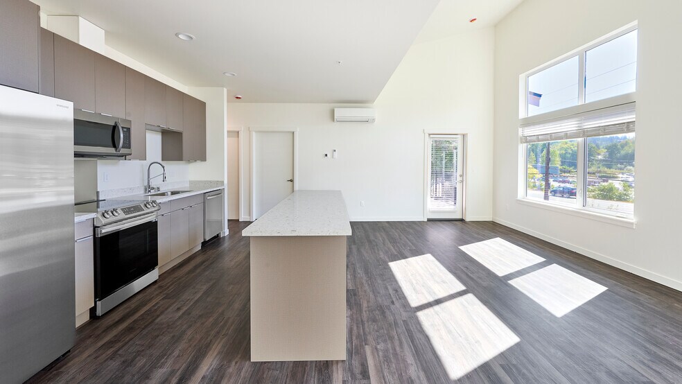 More Photos Of 1601 Plisko Ln, Port Orchard Apartments For Sale