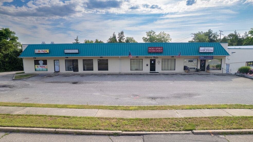 More Photos Of 21 S Main St, Barnegat Storefront For Lease
