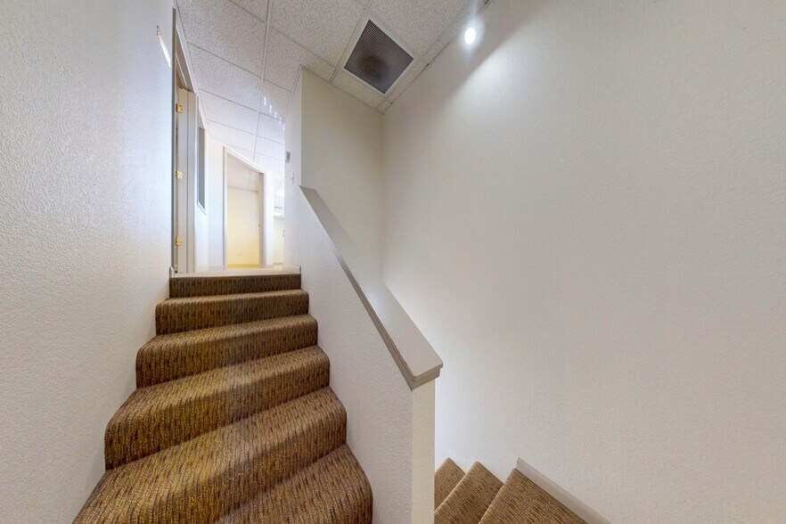 More Photos Of 2803 29th Ave SW, Tumwater Warehouse For Sale