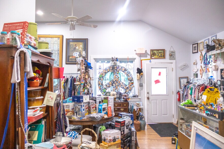 More Photos Of 17656 US Highway 12, New Buffalo Office For Sale