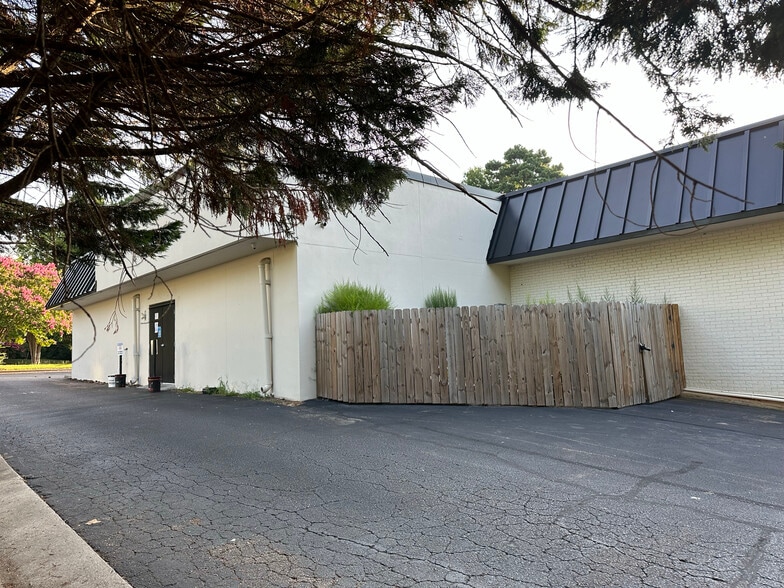 More Photos Of 2200 New Bern Ave, Raleigh Office For Sale