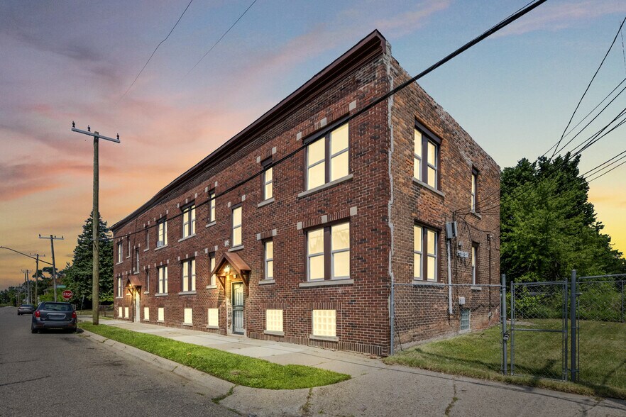 More Photos Of 7430 Alaska St, Detroit Apartments For Sale
