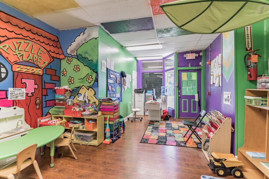 More Photos Of 2803 N 22nd St, Philadelphia General Retail For Sale
