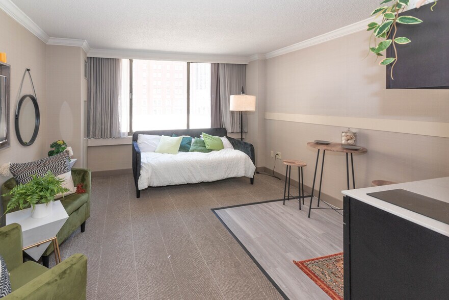 More Photos Of 101 W Fayette St, Baltimore Apartments For Sale