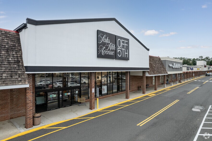 More Photos Of 1026-1140 Broad St, Shrewsbury Unknown For Lease