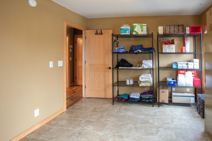 More Photos Of 1005 W 5th St, Winona Office For Sale