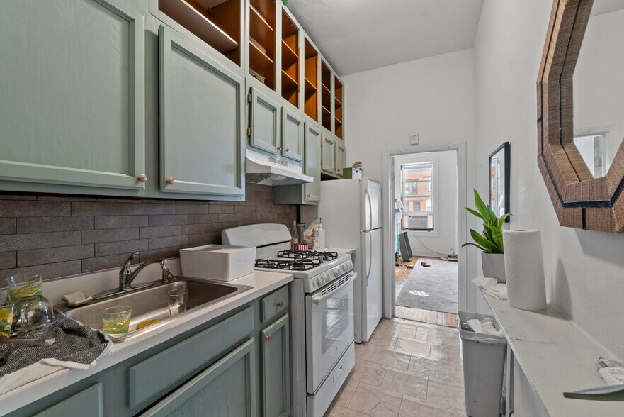 More Photos Of , Baltimore Multifamily For Sale