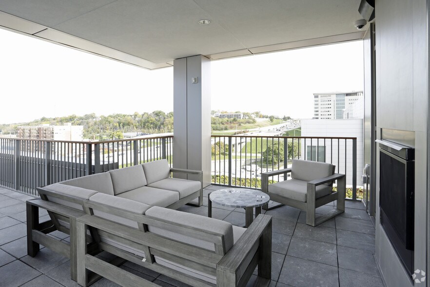 More Photos Of 201 Michigan St NW, Grand Rapids Apartments For Lease