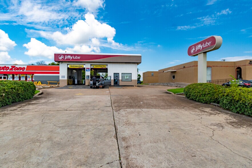 More Photos Of 3314 Palmer Hwy, Texas City Auto Repair For Sale