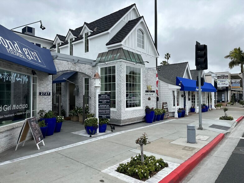 More Photos Of 2737 E Coast Hwy, Corona Del Mar Storefront Retail Office For Lease