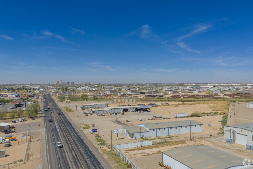 More Photos Of 3401 E State Highway 158, Midland Warehouse For Lease