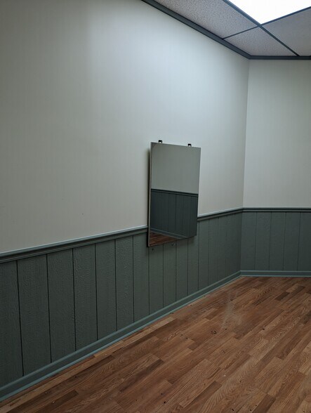 More Photos Of 5190 Navy Rd, Millington Coworking Space