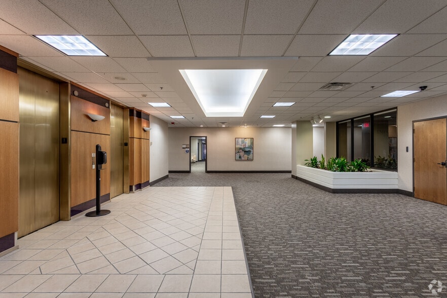 More Photos Of 8400 W 110th St, Overland Park Office For Sale