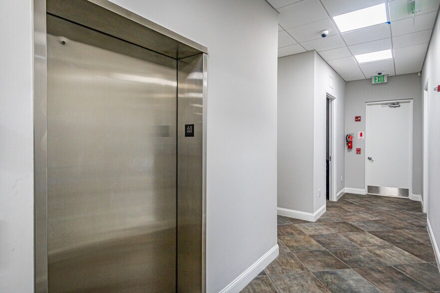 More Photos Of 4450 NW 126th Ave, Coral Springs Warehouse For Lease