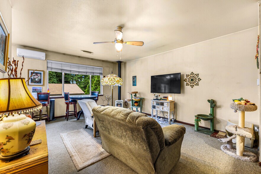 More Photos Of 918 Citadel Dr, Everson Multifamily For Sale