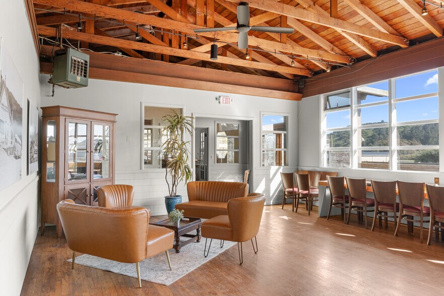 More Photos Of , Jenner Unknown For Sale