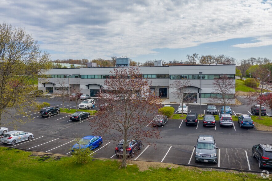 More Photos Of 2 Centennial Dr, Peabody Research And Development For Lease