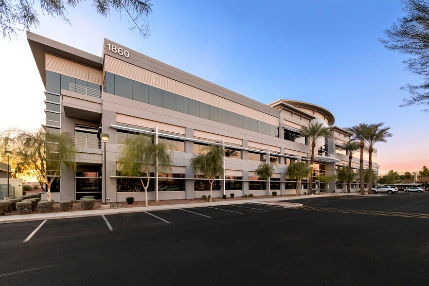 More Photos Of 1860 N 95th Ln, Phoenix Office For Lease