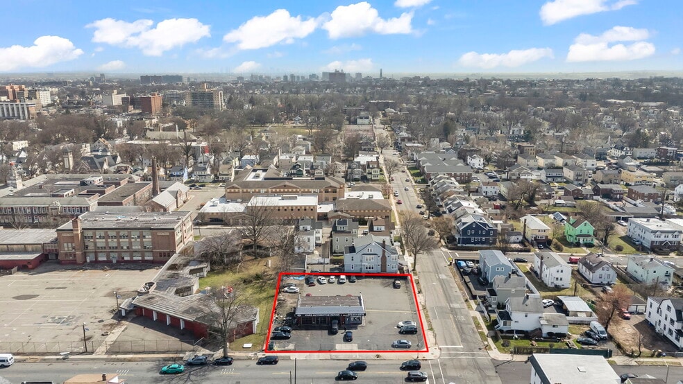 More Photos Of 382 S Clinton St, East Orange Auto Repair For Sale