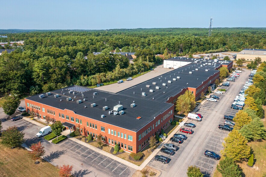 More Photos Of 42 Winter St, Pembroke Light Distribution For Lease