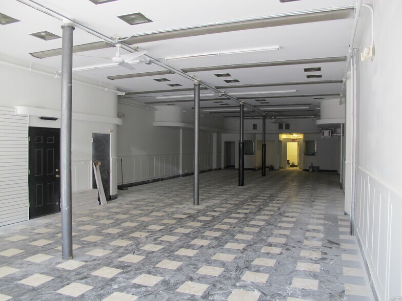 More Photos Of 99 Main St, Waterville Office For Lease