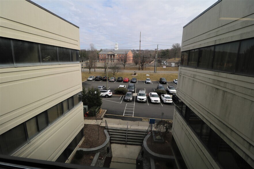 More Photos Of 401 Hamburg Turnpike, Wayne Medical For Sale