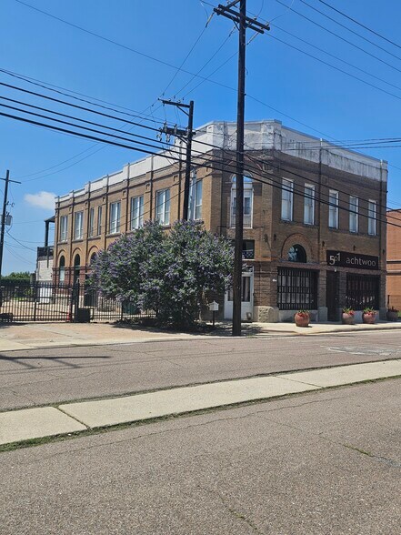 More Photos Of 501 W Front St, Orange Office For Sale