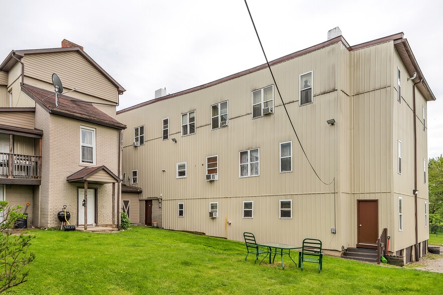 More Photos Of 277 N Gallatin Ave, Uniontown Apartments For Sale