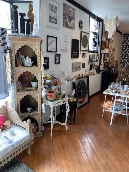 More Photos Of 107 Bowers St, Jersey City Storefront Retail Residential For Sale