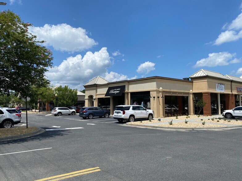 More Photos Of 3259 Inner Perimeter Rd, Valdosta Storefront For Lease