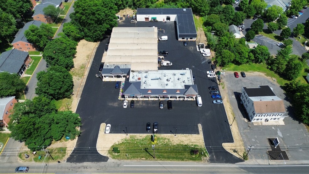 More Photos Of 179a South St, Freehold Unknown For Lease