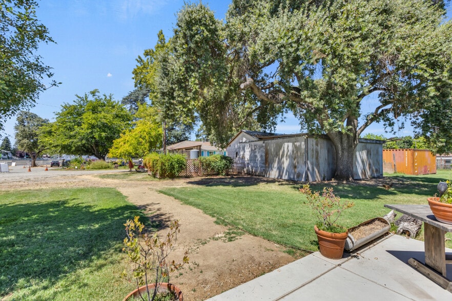 More Photos Of 9455 E Stockton Blvd, Elk Grove Specialty For Sale