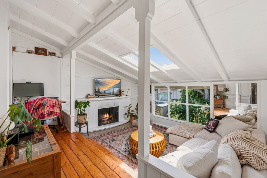 More Photos Of 273 Hillcrest Dr, Encinitas Apartments For Sale