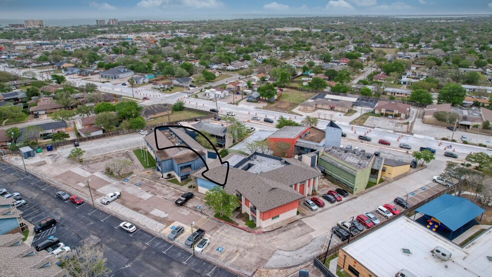 More Photos Of 700-H Everhart Rd, Corpus Christi Office For Sale