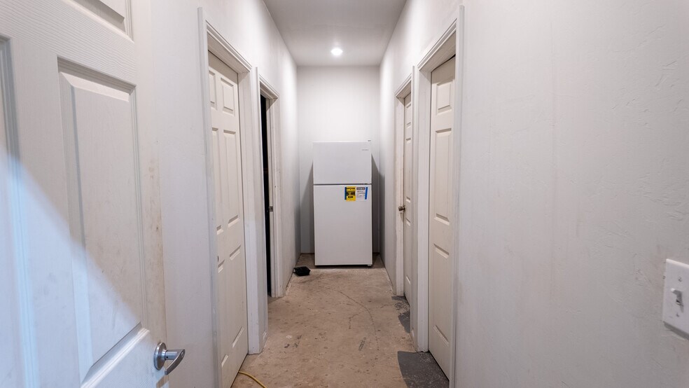 More Photos Of 11535 Sooner Rd, Edmond Warehouse For Sale