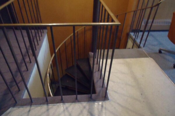 More Photos Of 2950 Bremner Ave, Red Deer Office For Sale