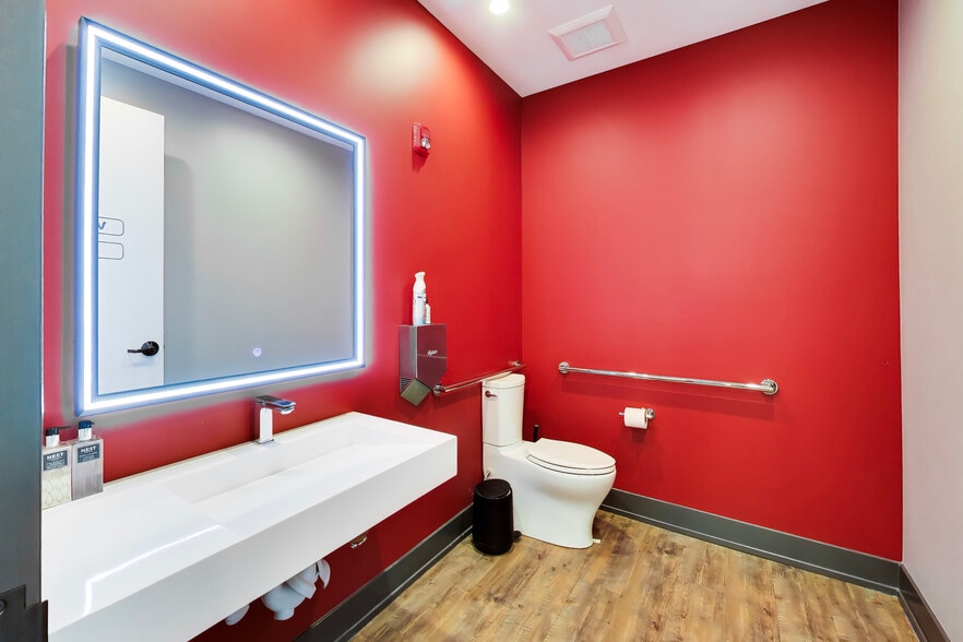 More Photos Of 2640 Patriot Blvd, Glenview Medical For Sale