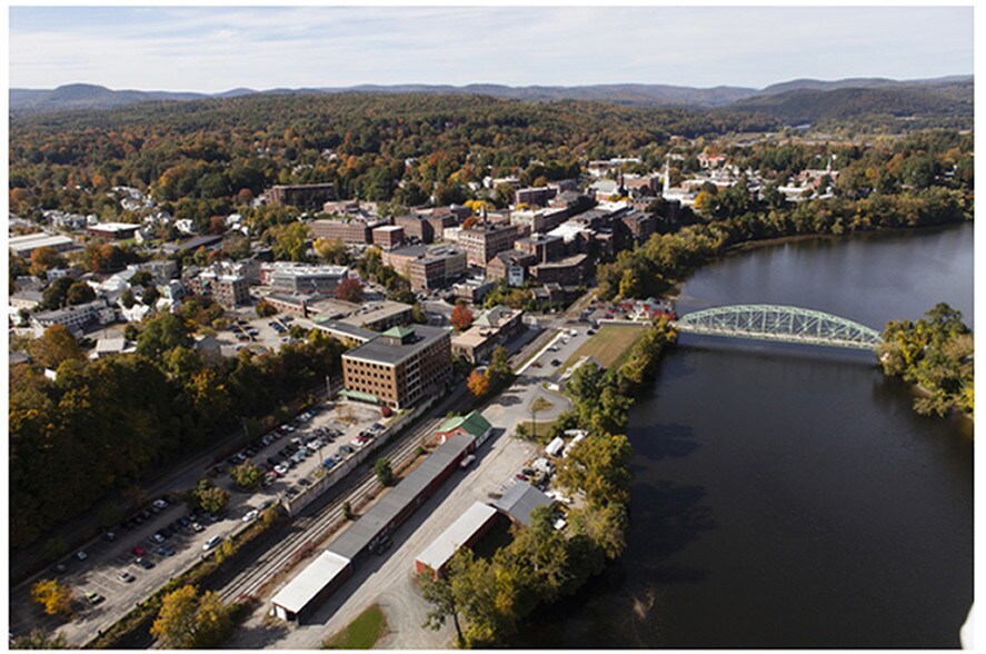 More Photos Of 28 Vernon St, Brattleboro Office For Lease