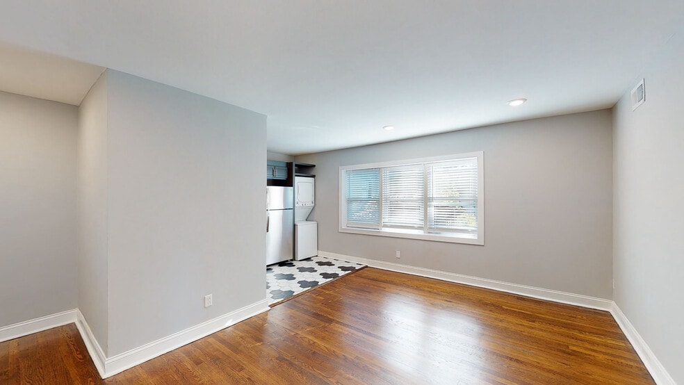 More Photos Of 3457 Holmes St, Kansas City Apartments For Sale