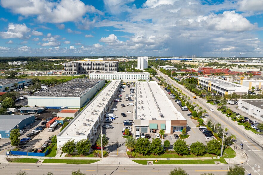 More Photos Of 10890 NW 17th St, Doral Storefront Retail Office For Sale