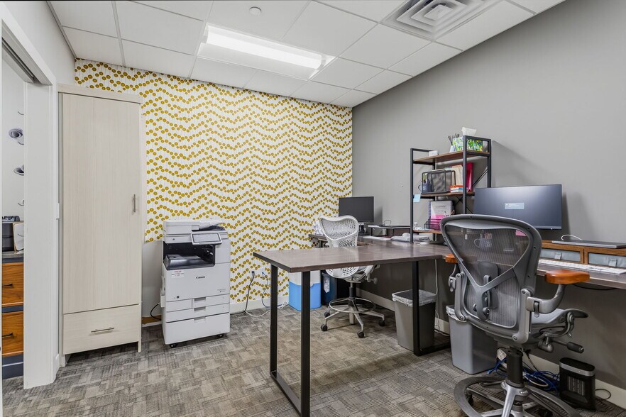 More Photos Of 850 Maple Ave, Holland Industrial For Sale