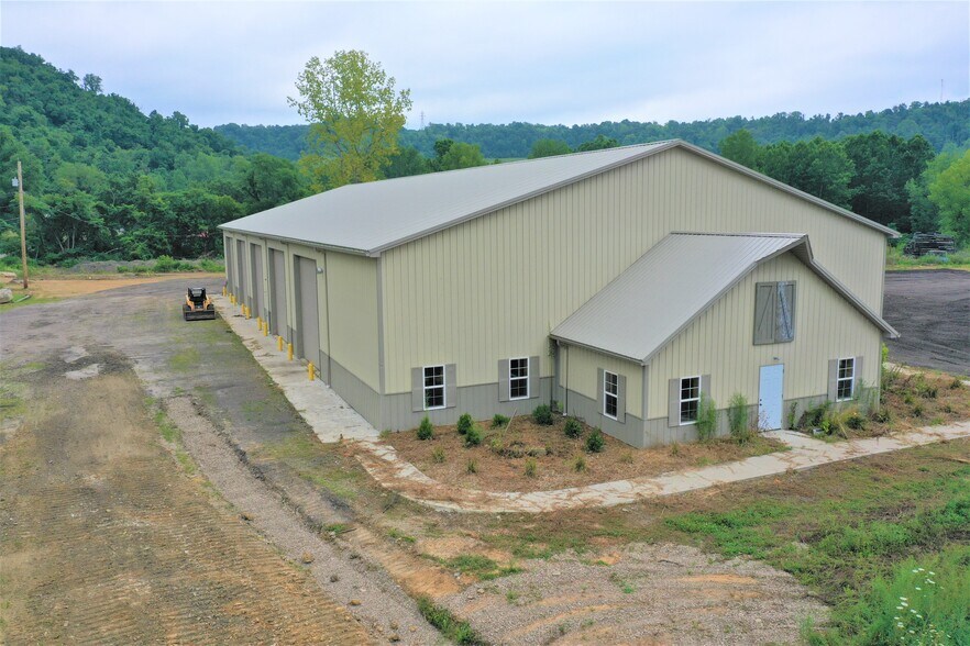Primary Photo Of State Route 149, Bellaire Warehouse For Lease