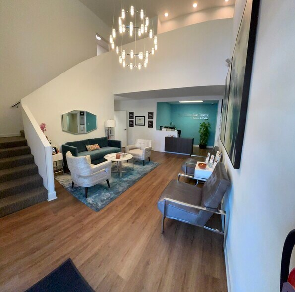 More Photos Of 1407 E Robinson St, Orlando Office For Lease