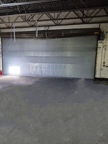 More Photos Of 100 Carney St, Glen Cove Manufacturing For Sale