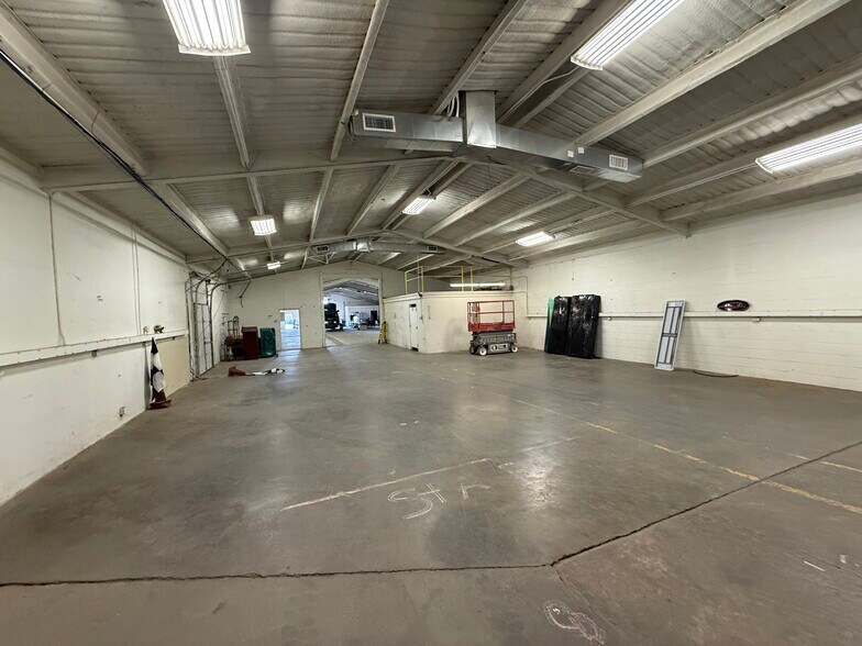 More Photos Of 5012 Andrews Hwy, Odessa Industrial For Sale