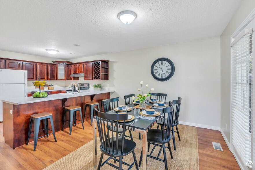 More Photos Of 1140 E Elgin Ave, Millcreek Multifamily For Sale